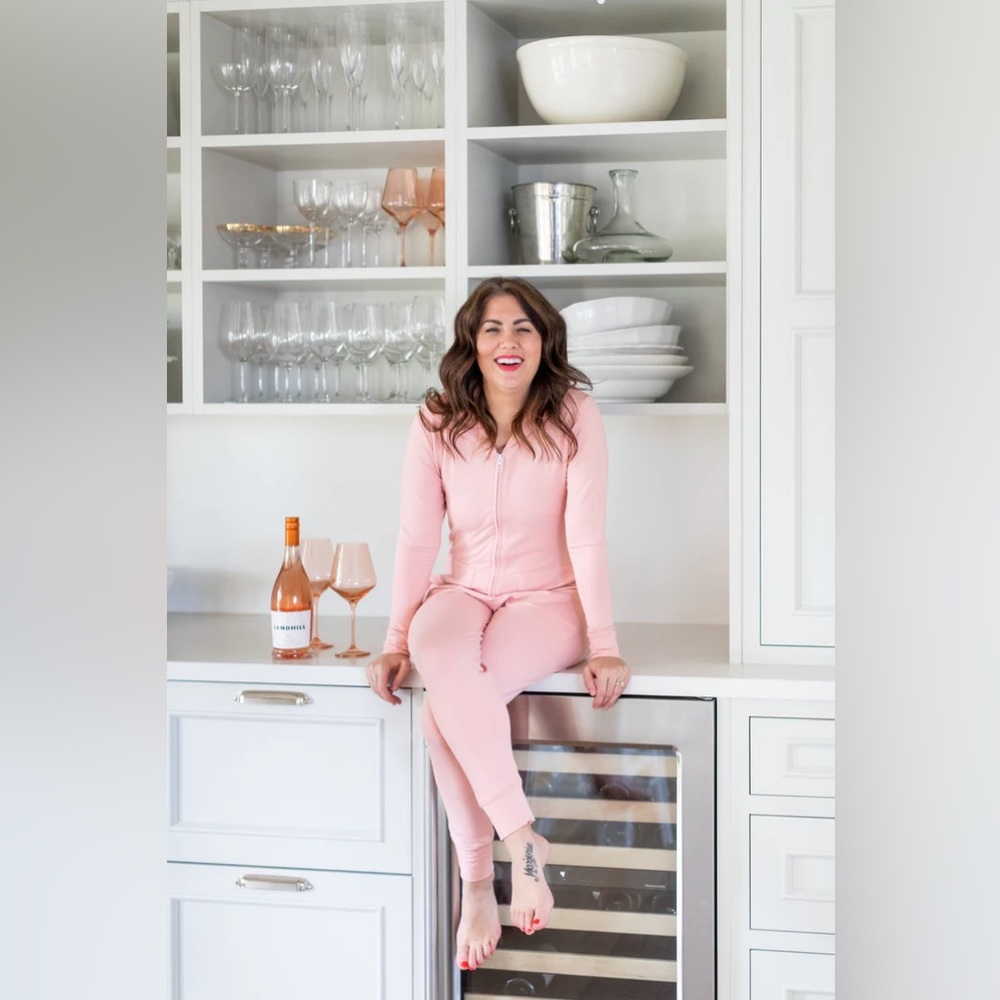 Smash and Tess x Jillian Harris “Jilly Jogger”